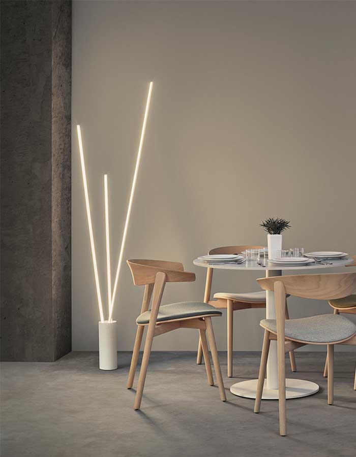 Mantra Vertical piantana con 3